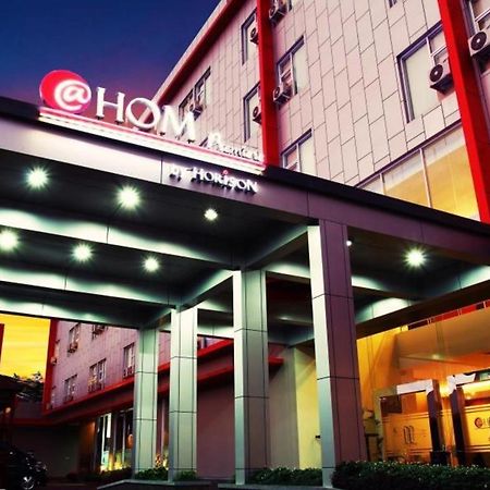 @Hom Premiere Cilacap Exterior photo